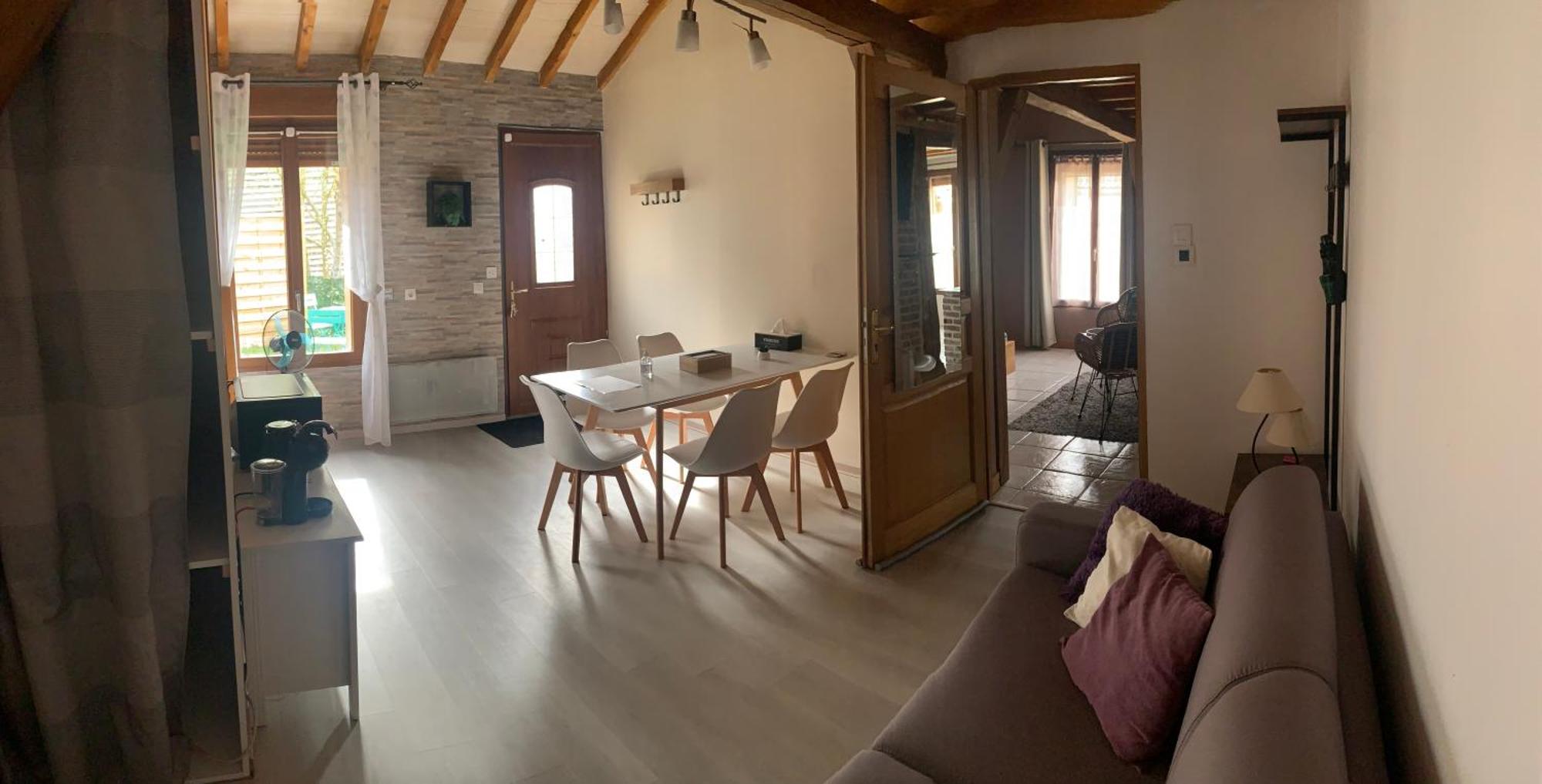 chambre avec sdb/wc privé, piscine près d'un lac Mesnil-Saint-Père Esterno foto