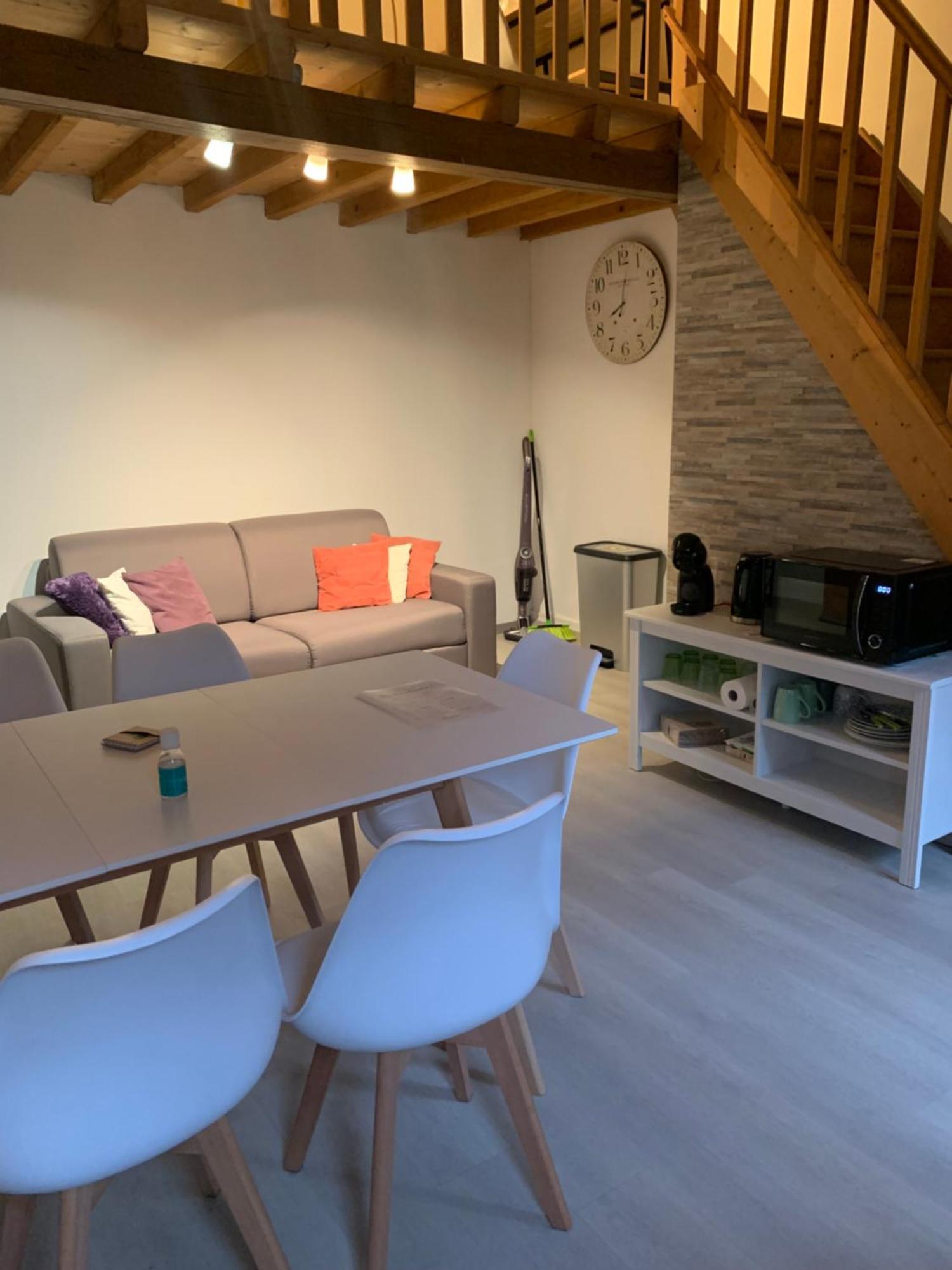 chambre avec sdb/wc privé, piscine près d'un lac Mesnil-Saint-Père Esterno foto
